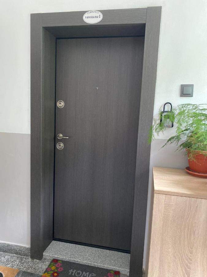 Tsarevets Panorama Apartment เวลีคอเทอร์โนโว ภายนอก รูปภาพ